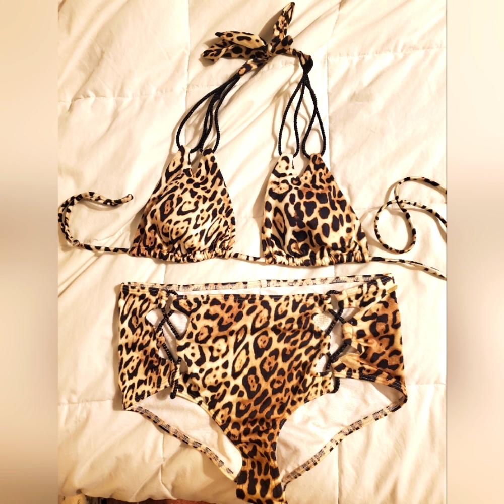 VS boyshort bikini